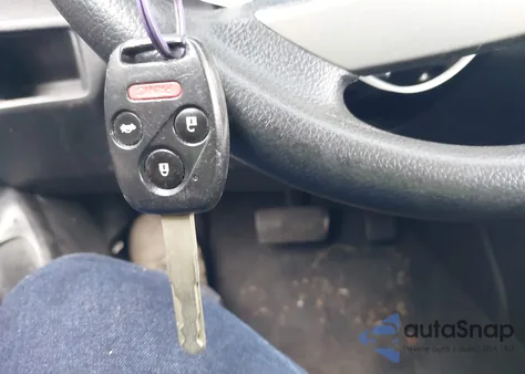 2011 Honda Accord 2.4 Ex from USA, damaged, VIN 1HGCP2F71BA156717